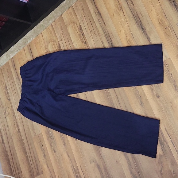 ALLISON DALEY Blue Jordanie Crinkle Pull-on Straight Leg Pants - Picture 2 of 11